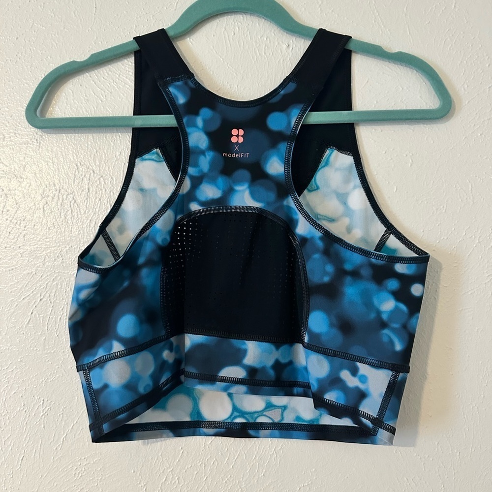 🌟SALE🌟 Sweaty Betty blue crop top size medium​​​​​ - Picture 5 of 6